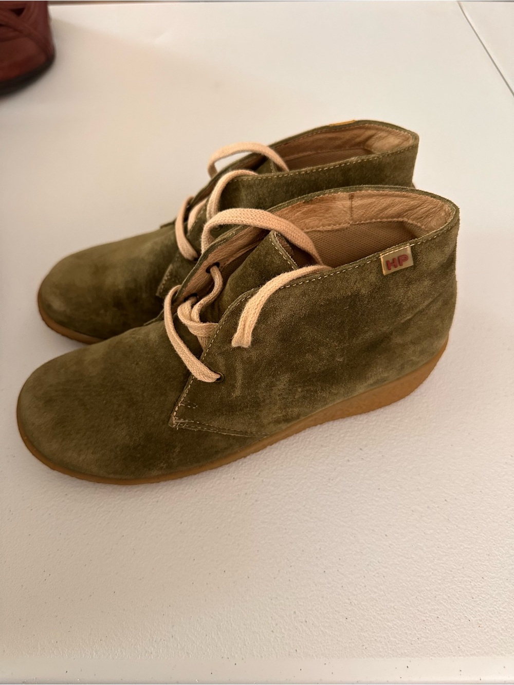 HP Olive Green & Tan Suede Lace-Up Shoe